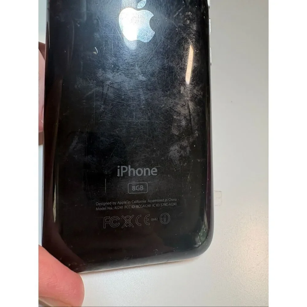 Apple iPhone 3GS Black 8GB Model A1241 Smartphone Untested AS IS